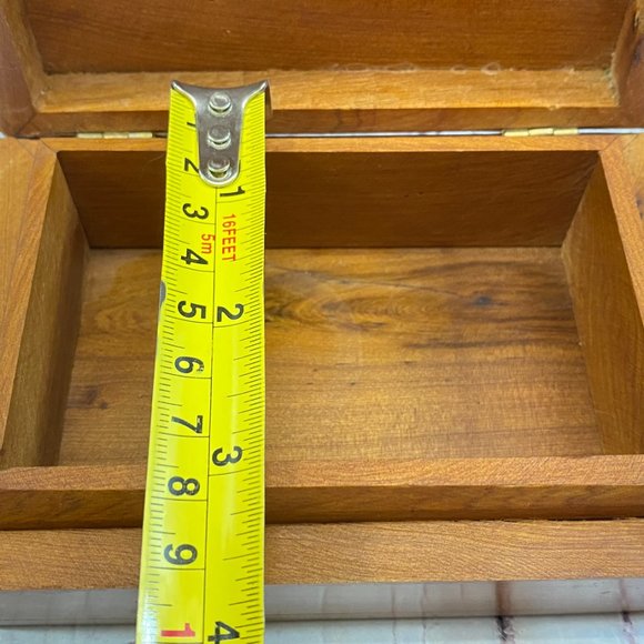 Vintage Exquisite Thuya Burl Wooden Jewelry Box, Timeless Keepsake Chest - Picture 4 of 9